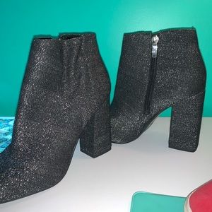 Marc fisher boots size 6